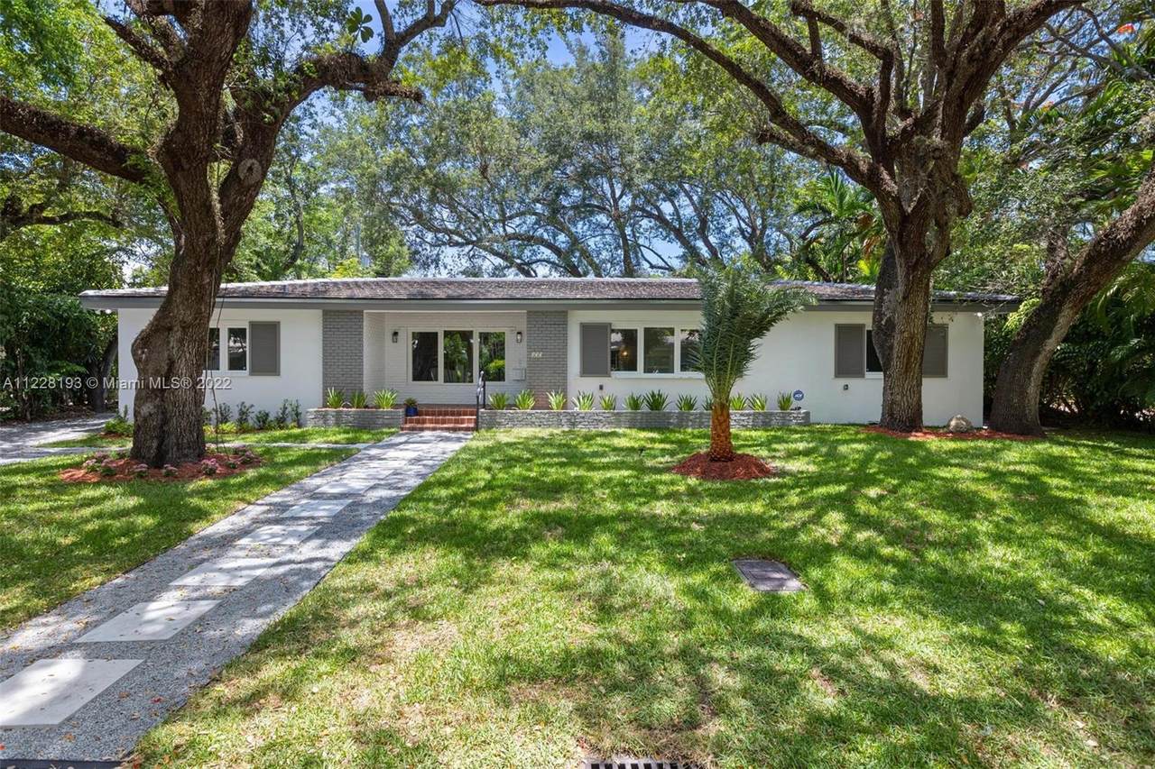 177 Sunrise Ave - Photo 1