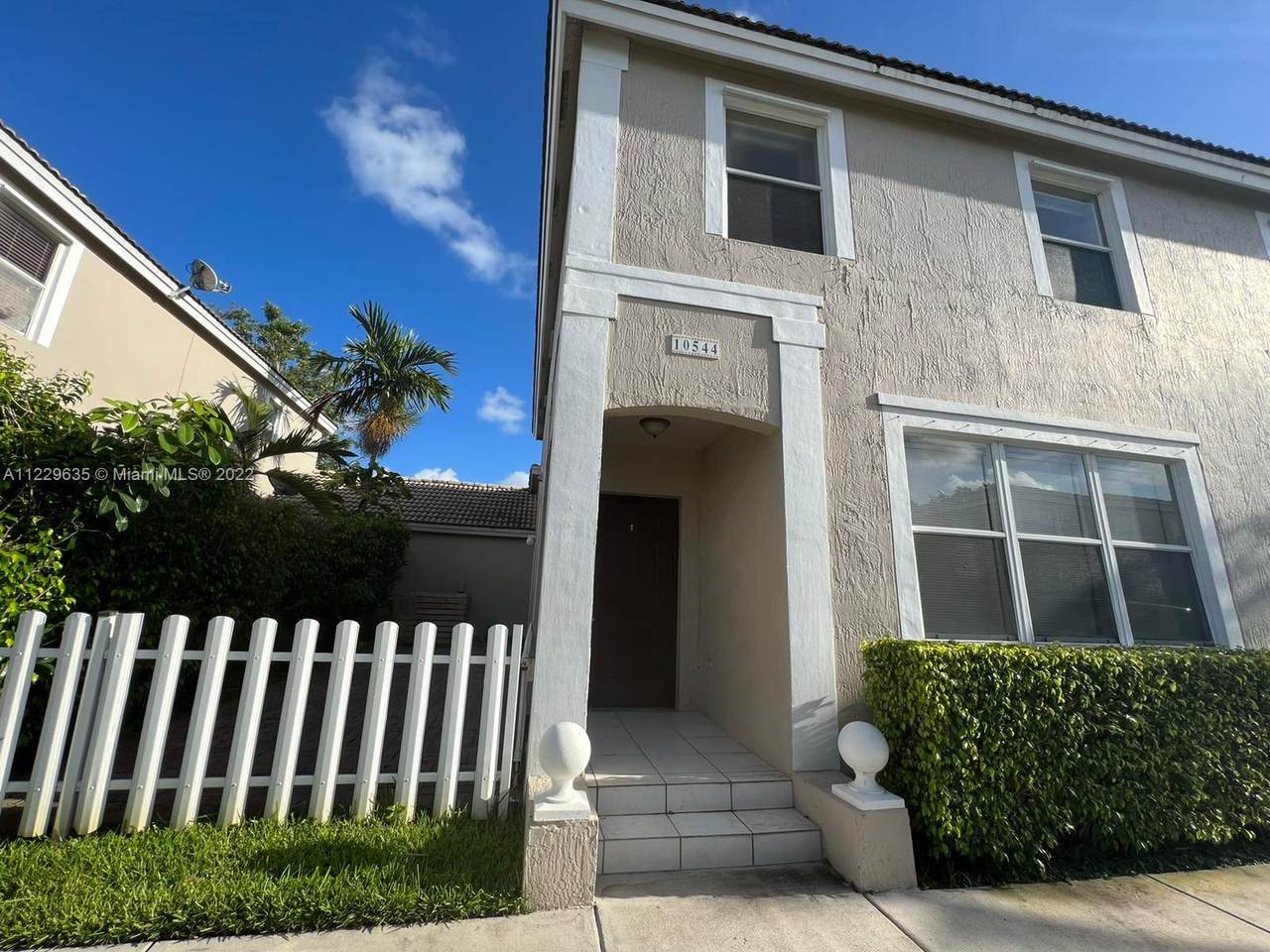 10544 57th Ct - Photo 1