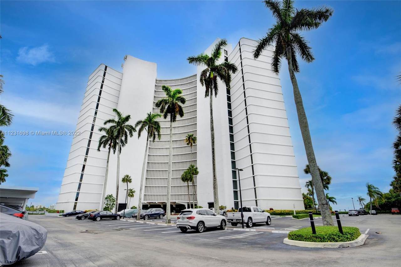 1200 Flagler Dr - Photo 1