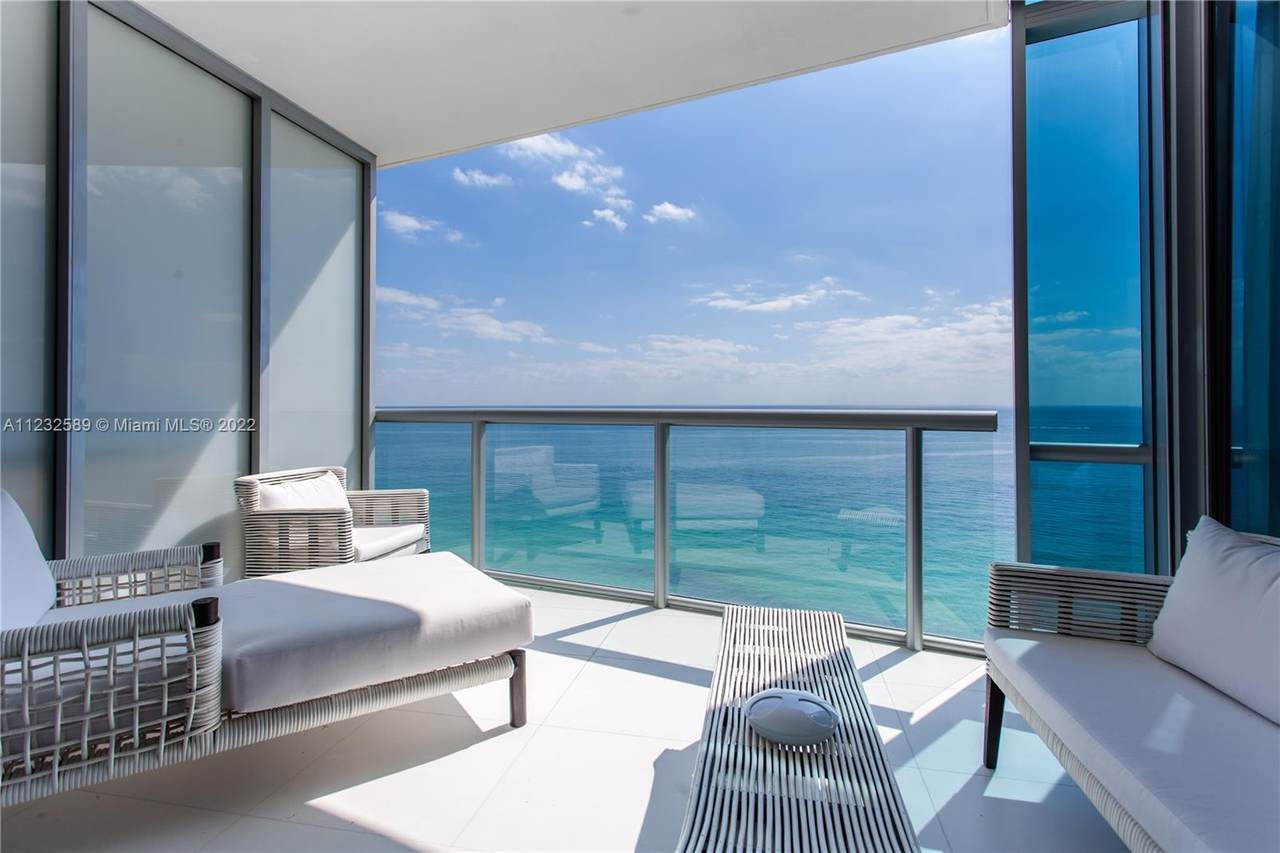 17121 Collins Ave - Photo 1