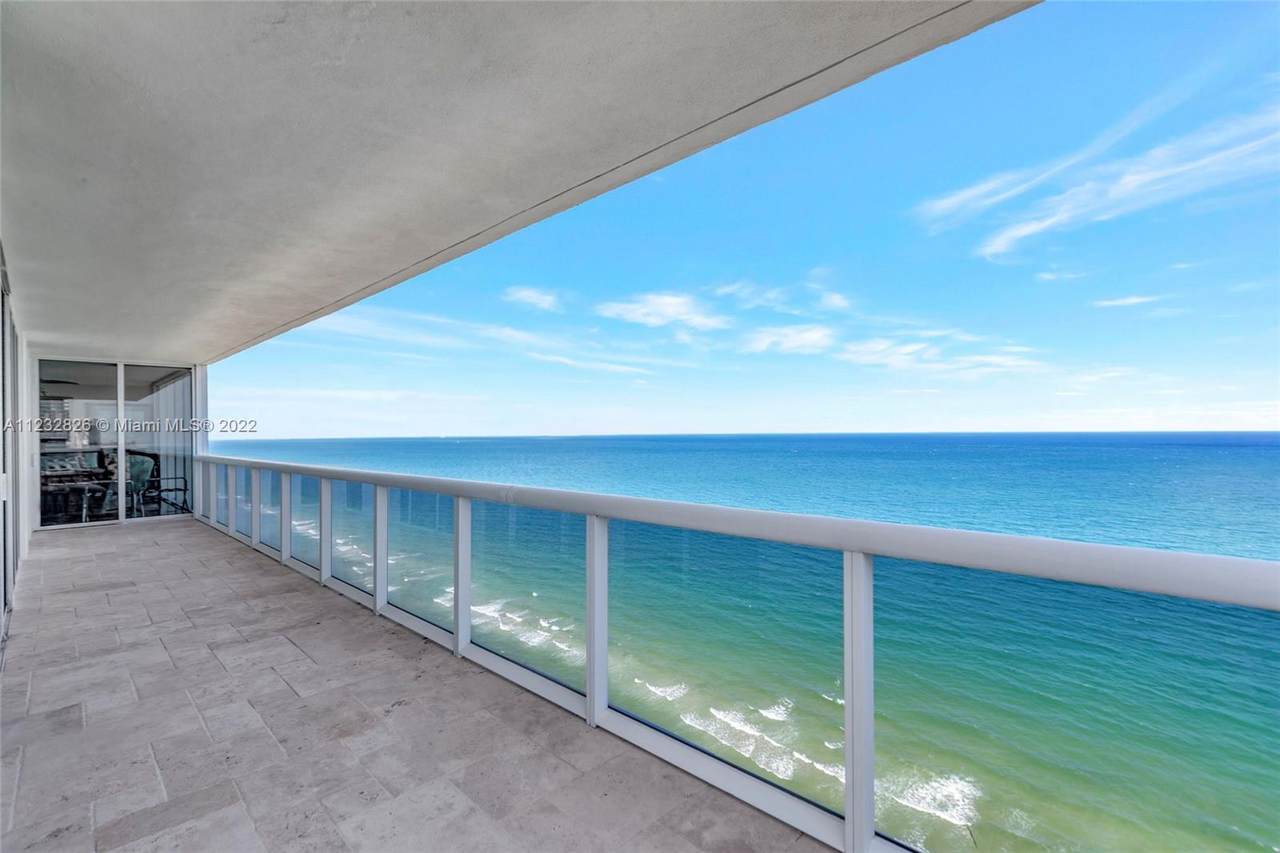 1830 Ocean Dr - Photo 1