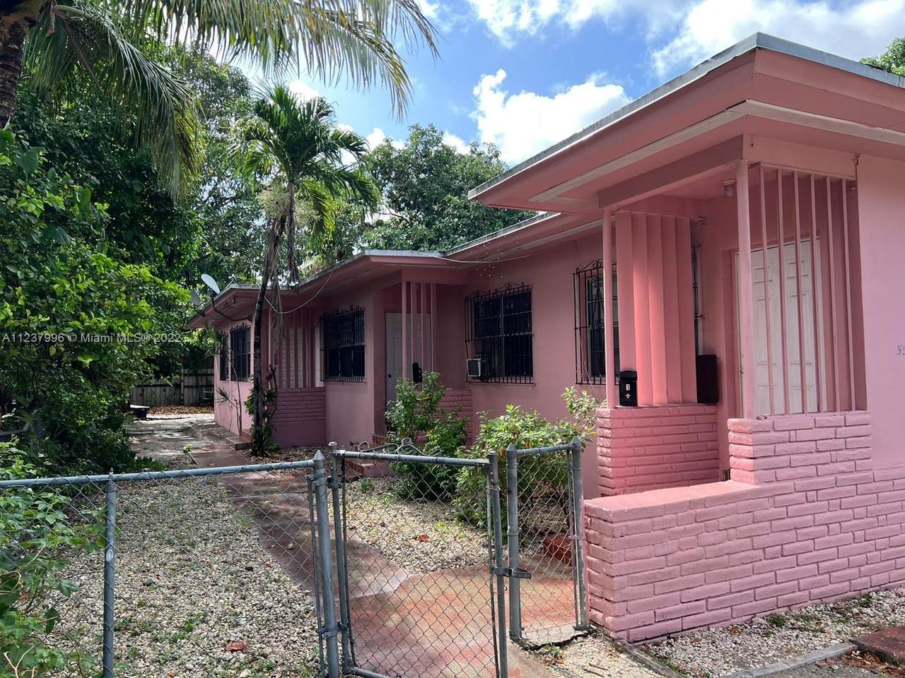 5521 1st Ave - Photo 1