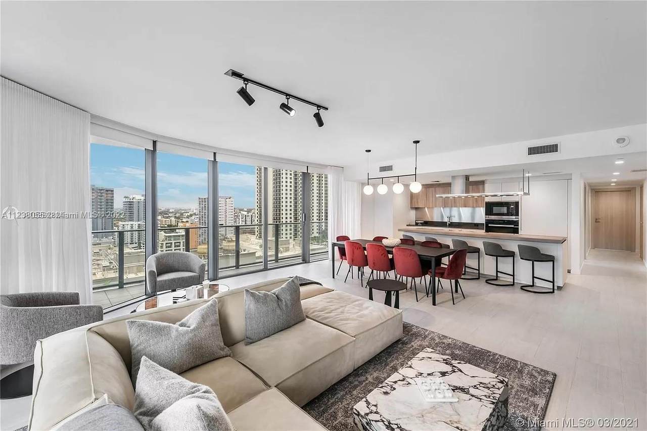 1000 Brickell Plz - Photo 1