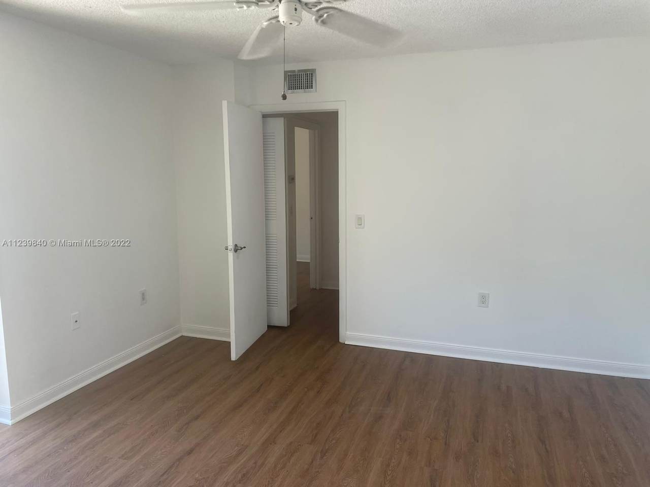 7409 74TH - Photo 1