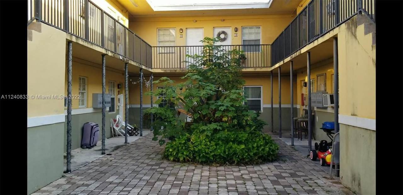 3615 Thomas Ave - Photo 1
