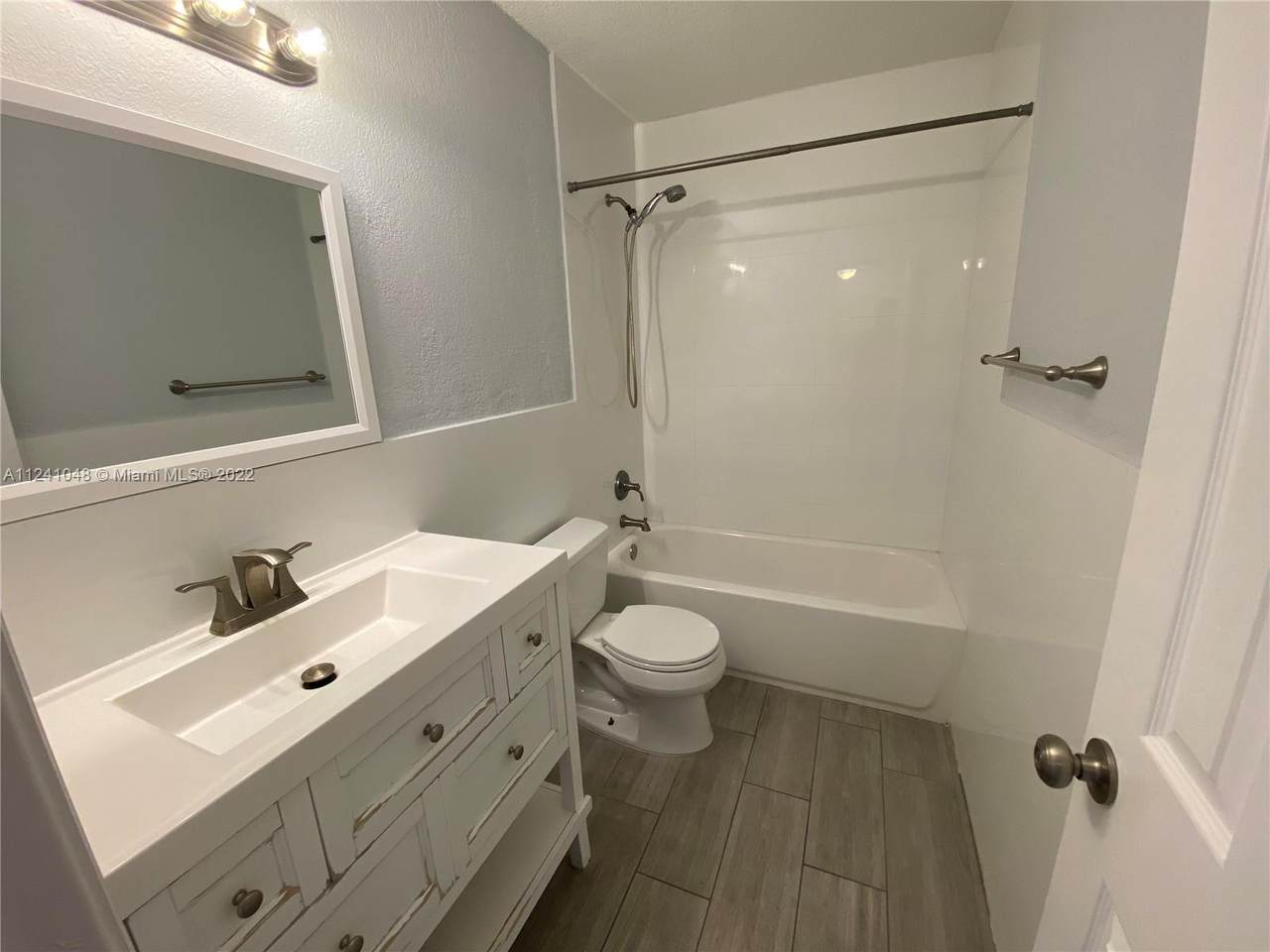 2466 Taylor St - Photo 1