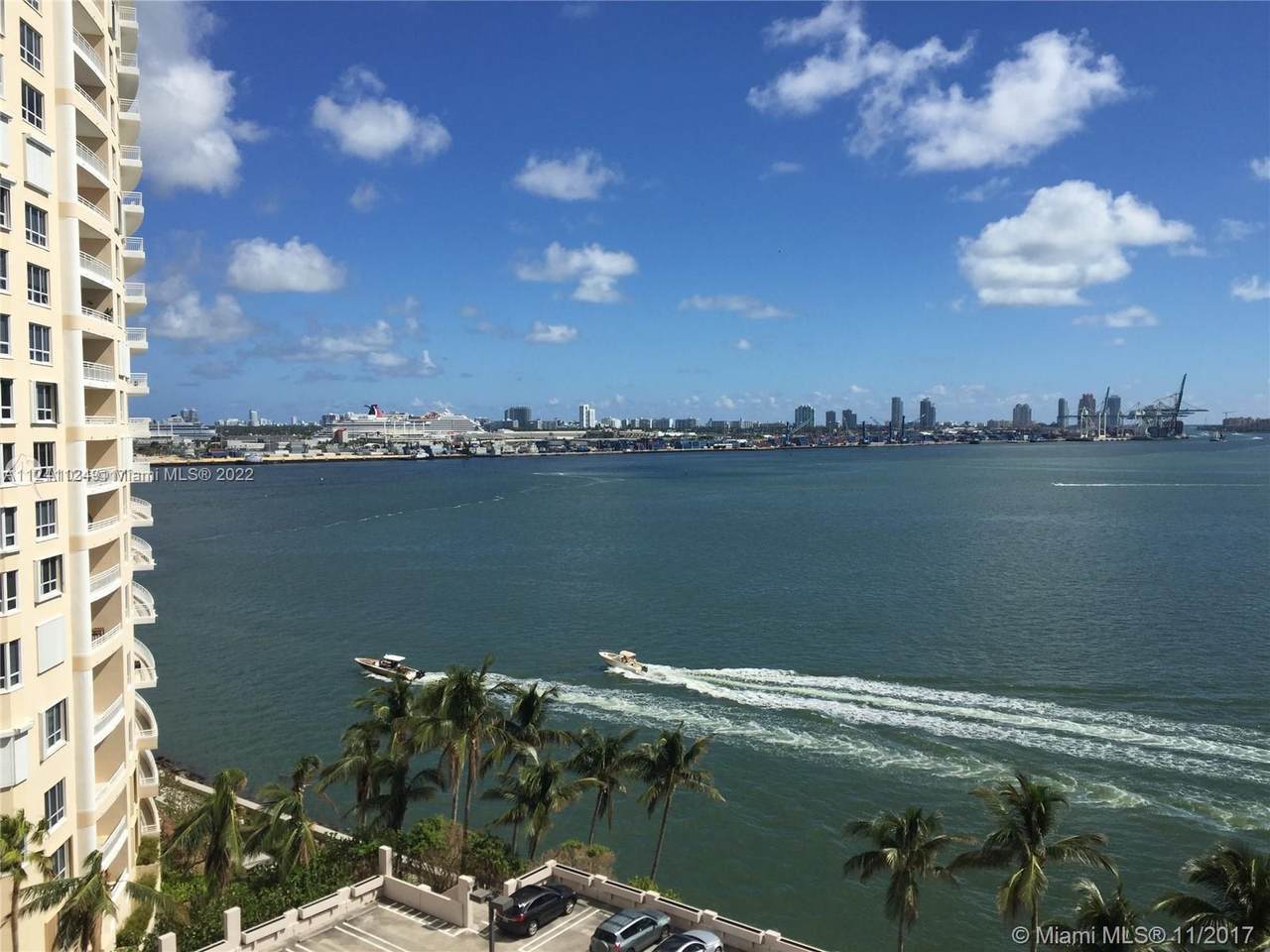 540 Brickell Key Dr - Photo 1