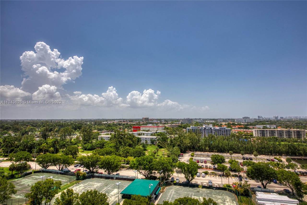 11113 Biscayne Blvd - Photo 1