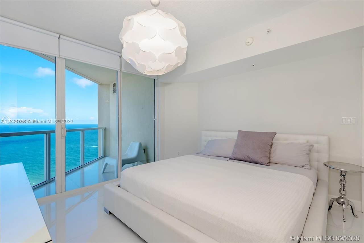 16699 Collins Ave - Photo 1