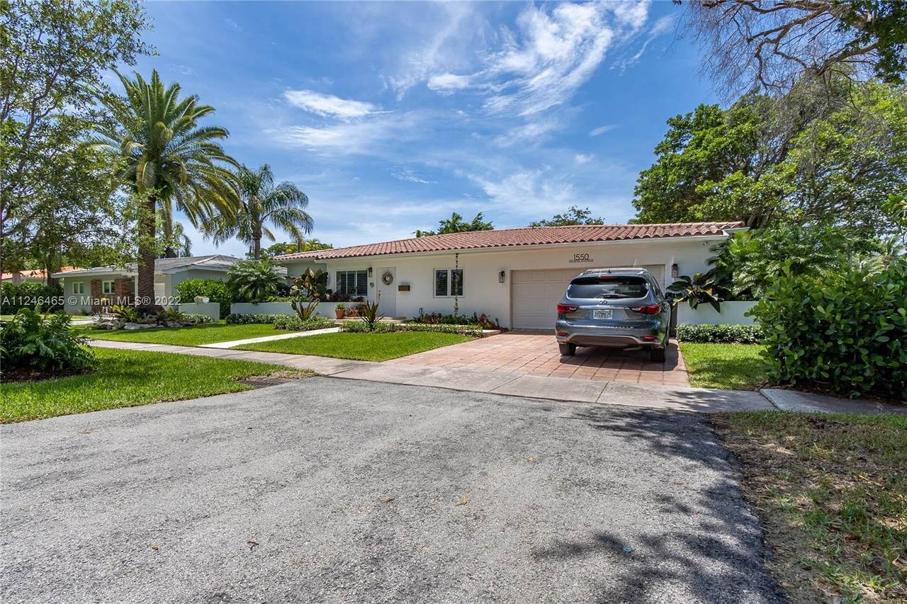 1550 Zuleta Ave - Photo 1