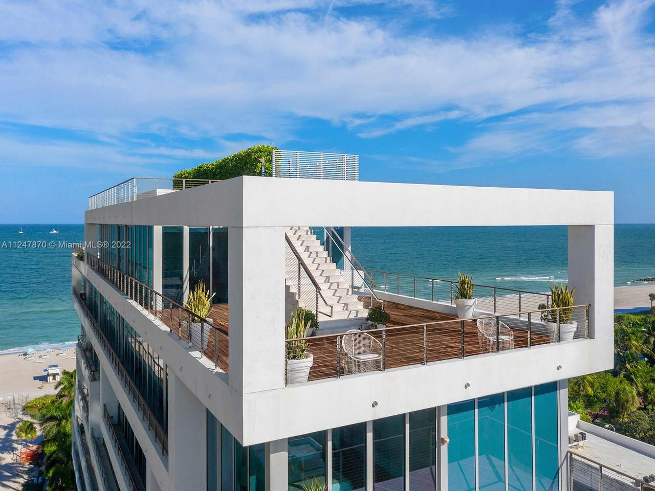 3651 Collins Ave - Photo 1