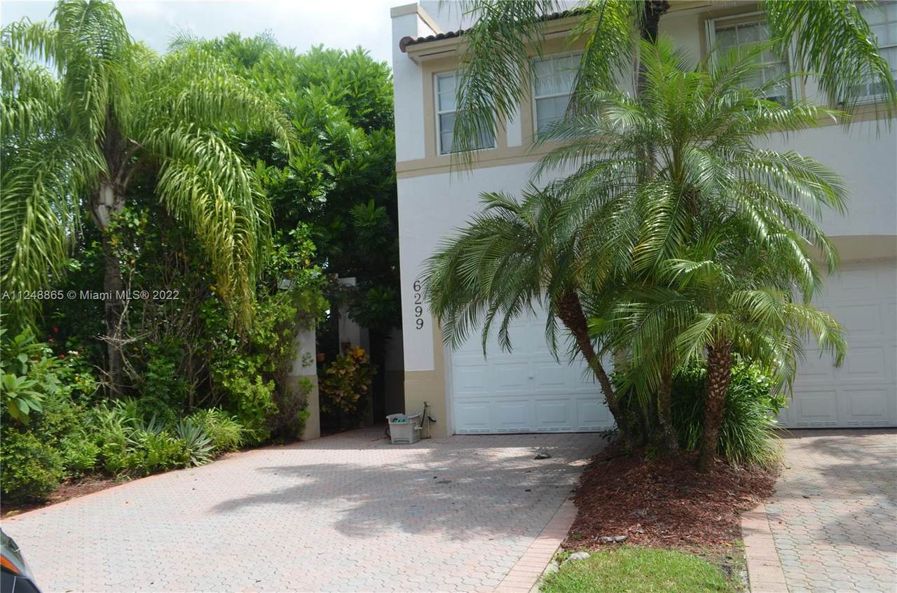 6299 109th Ave - Photo 1