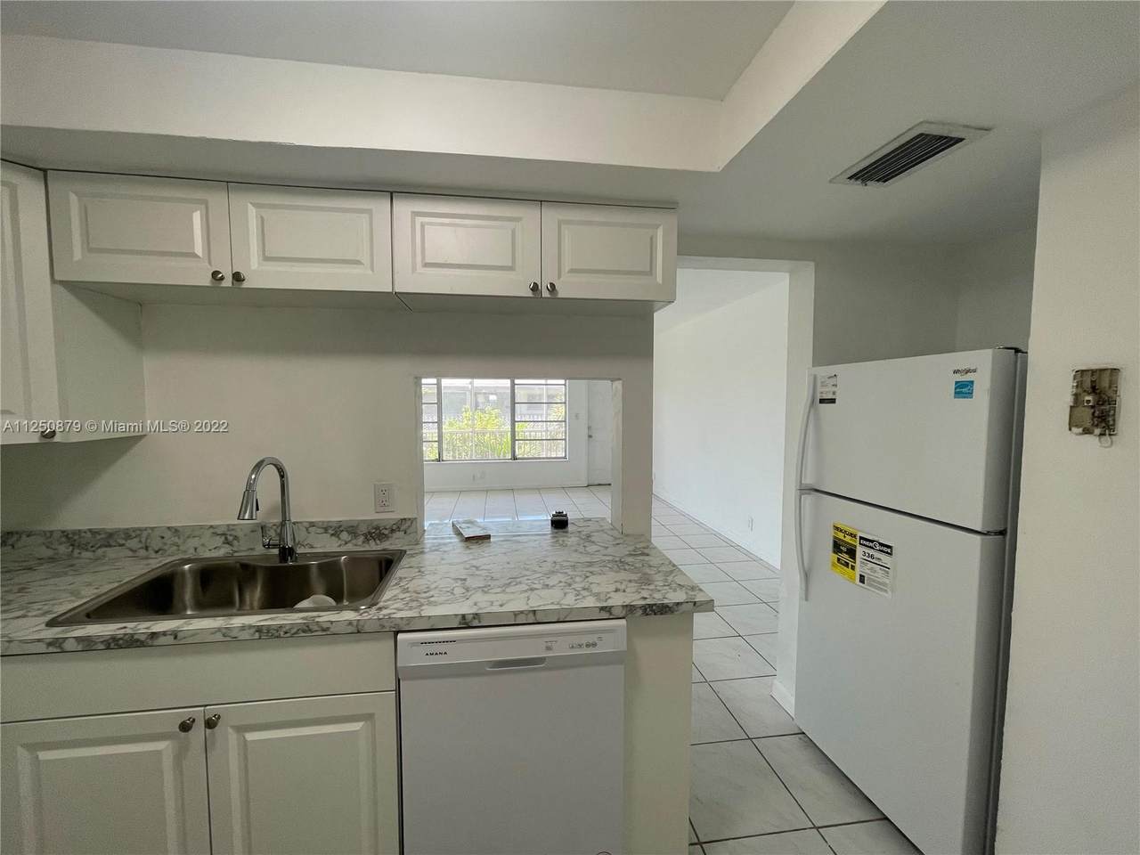 16800 15th Ave - Photo 1