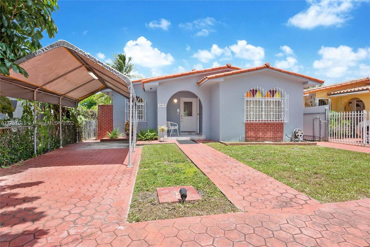 2039 60th Ct - Photo 1