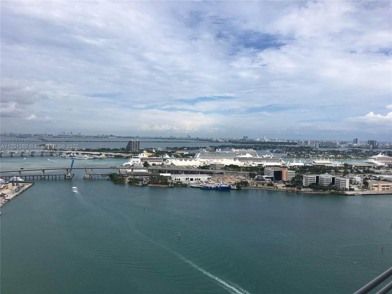 335 Biscayne Blvd - Photo 1