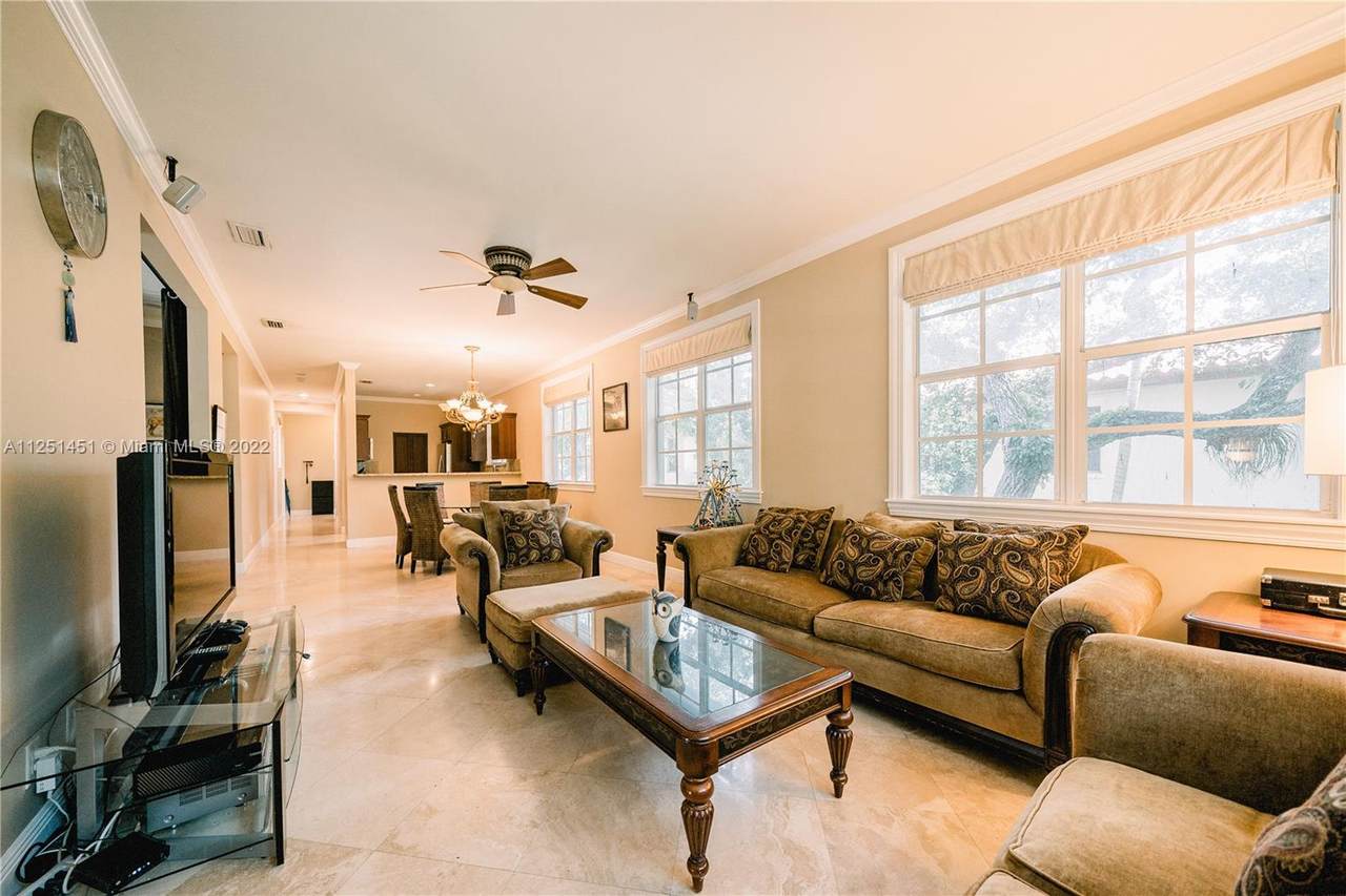 483 Menendez Ave - Photo 1