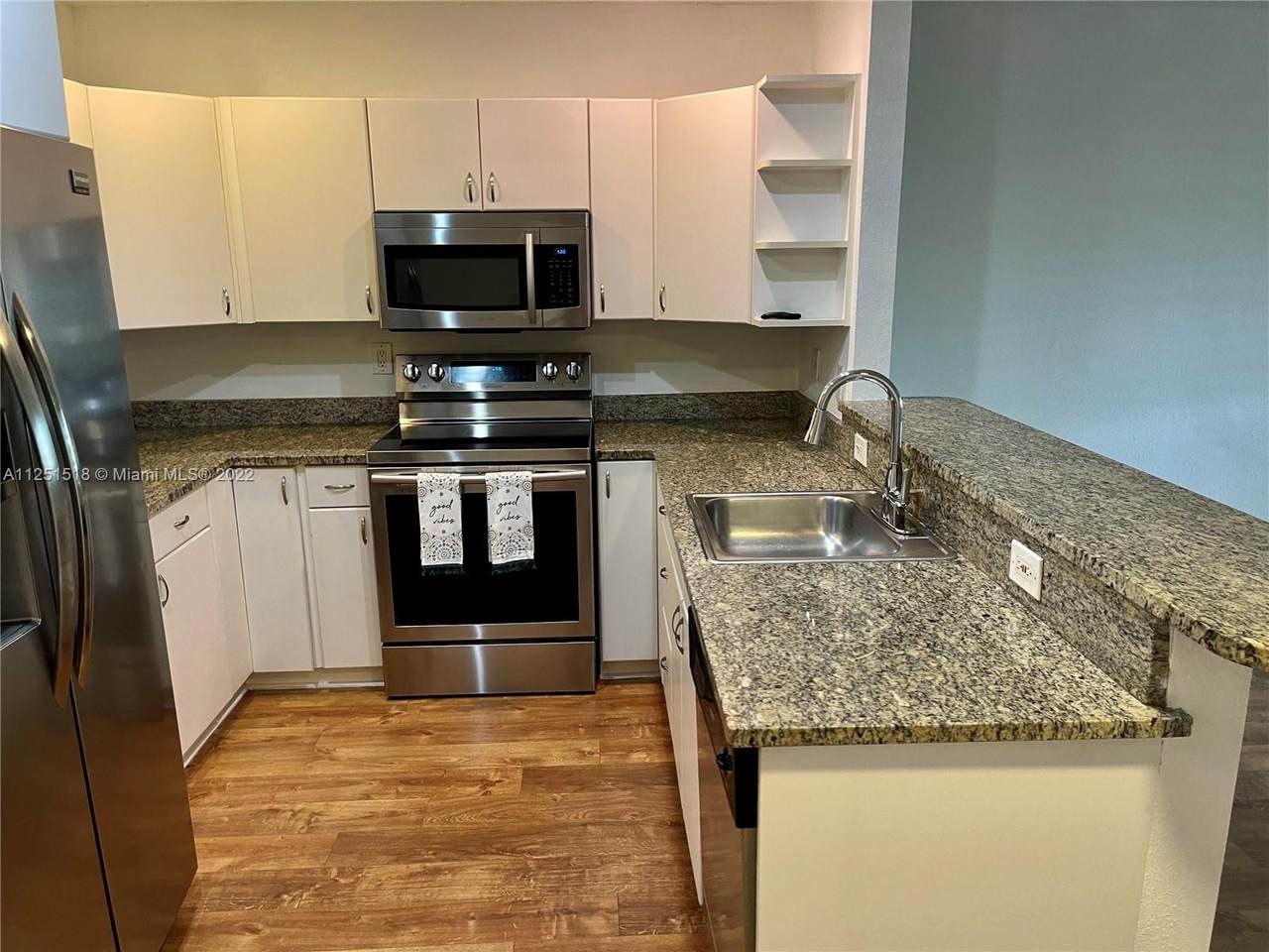 2715 49th St - Photo 1