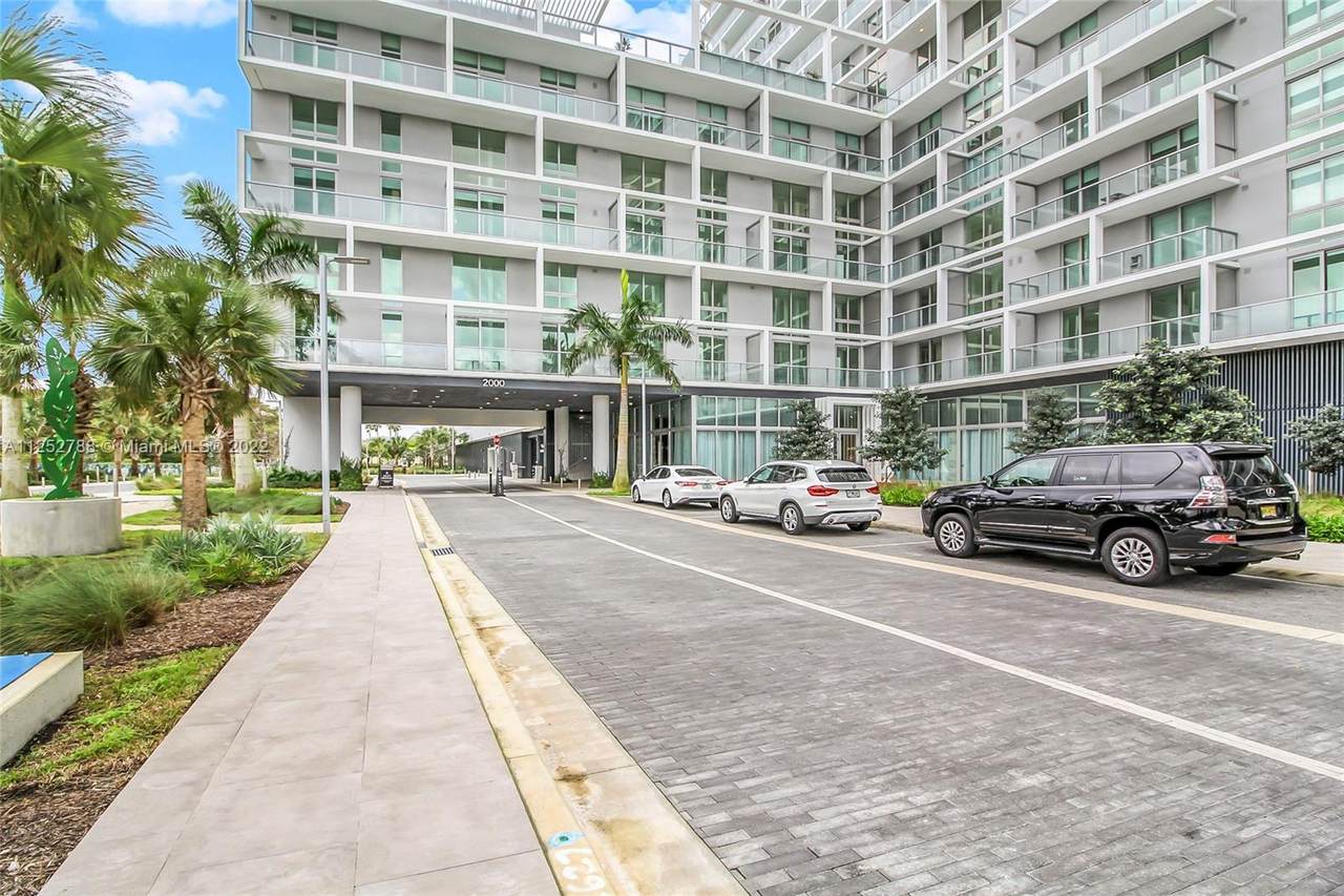 2000 Metropica Way - Photo 1