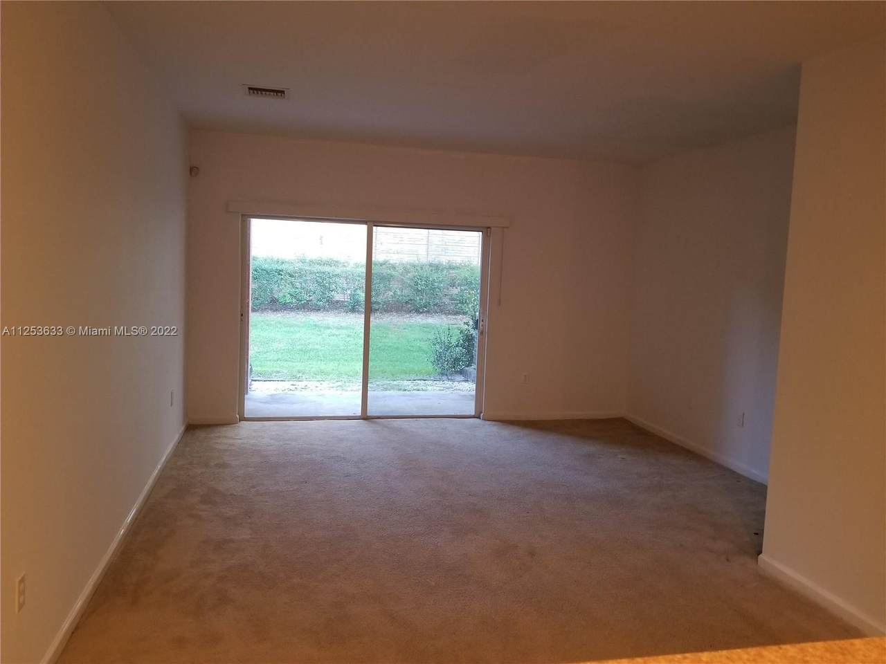 17335 7th Ave - Photo 1