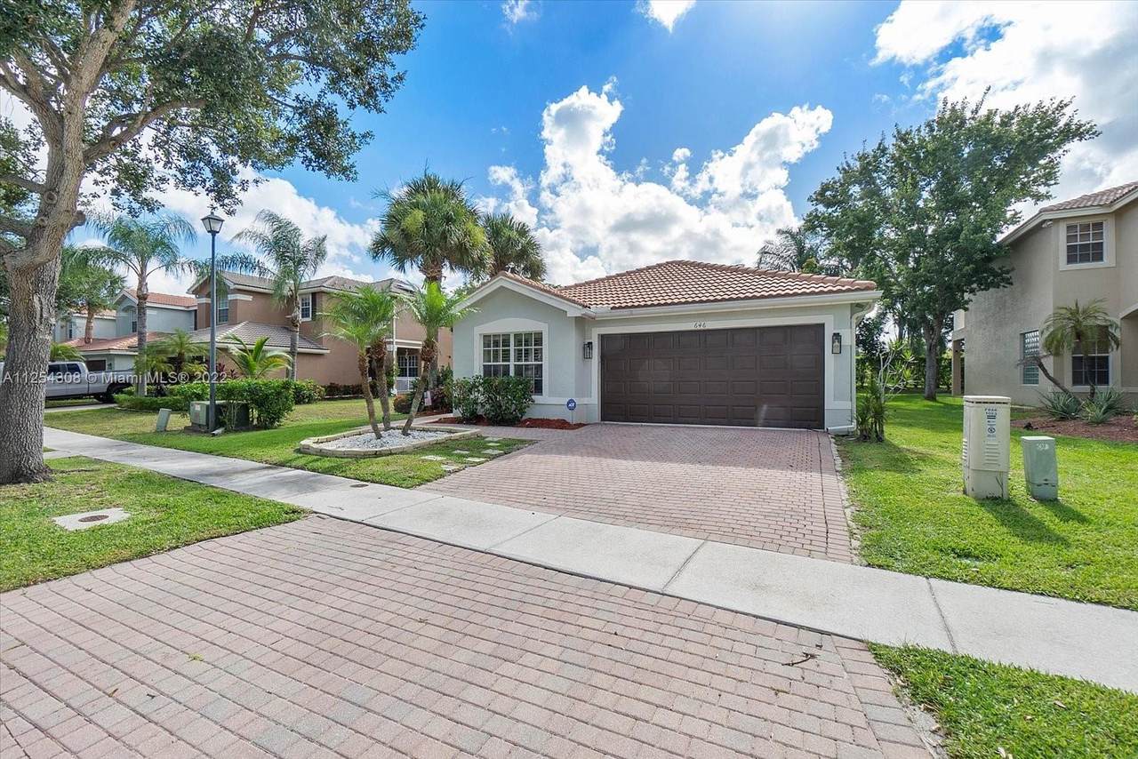 646 Peppergrass Run - Photo 1