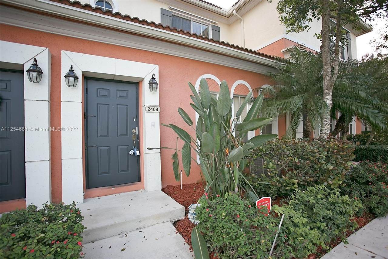2409 99th Way - Photo 1
