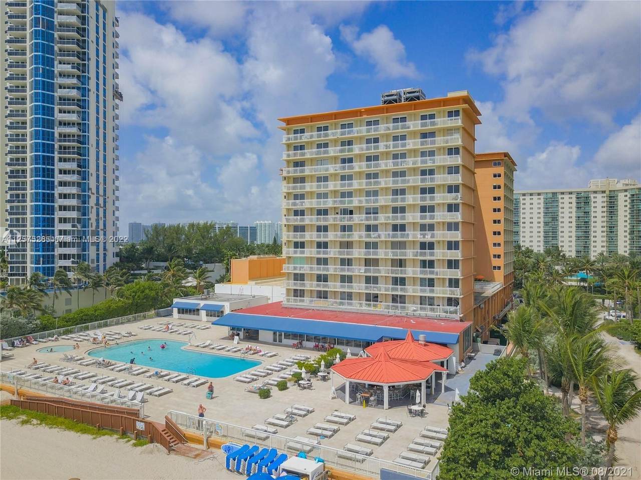 19201 Collins Ave - Photo 1