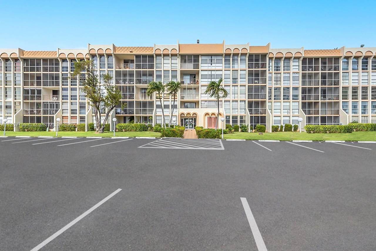 801 Three Islands Blvd - Photo 1