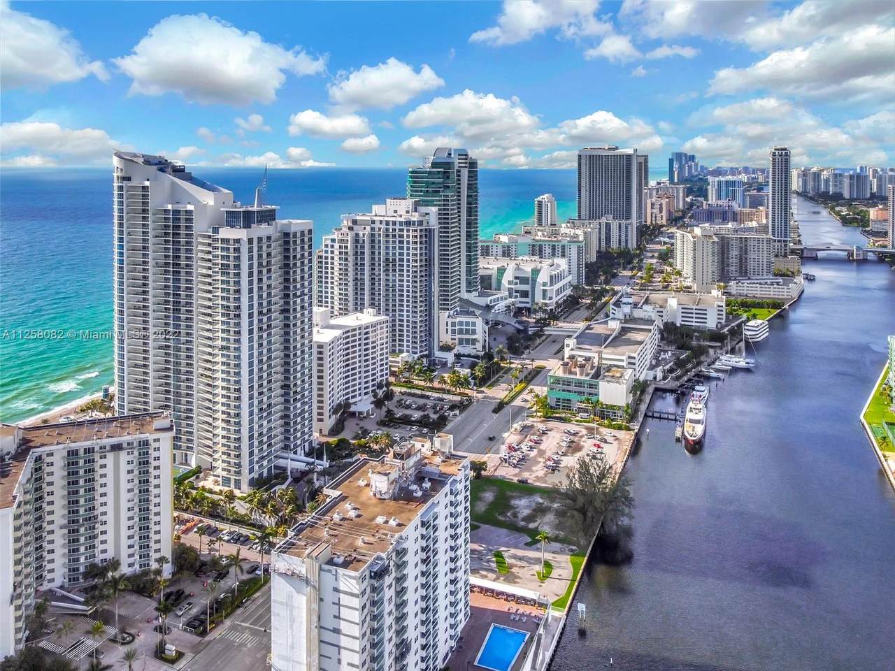 3101 Ocean Dr - Photo 1