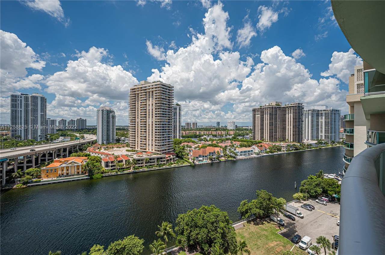 19390 Collins Ave - Photo 1