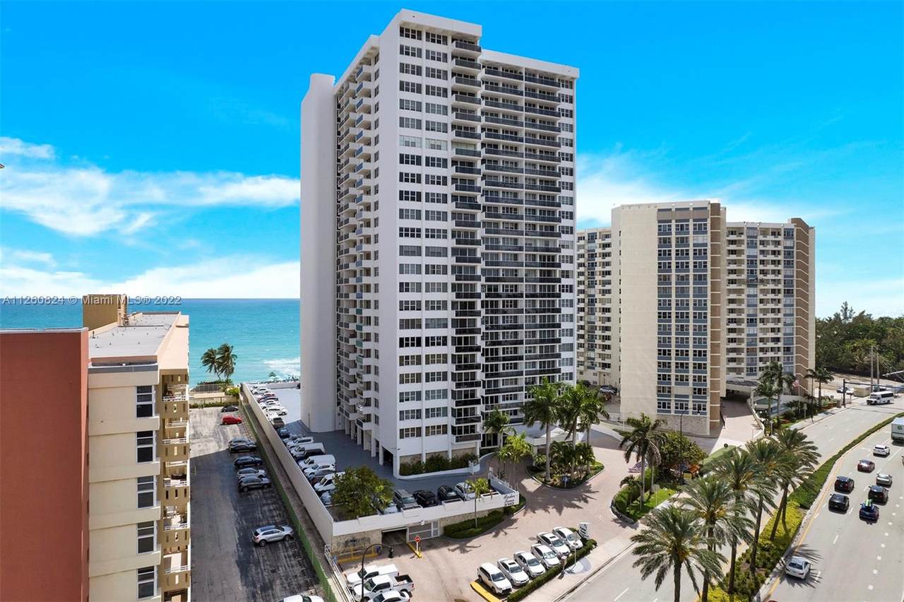 3140 Ocean Dr - Photo 1