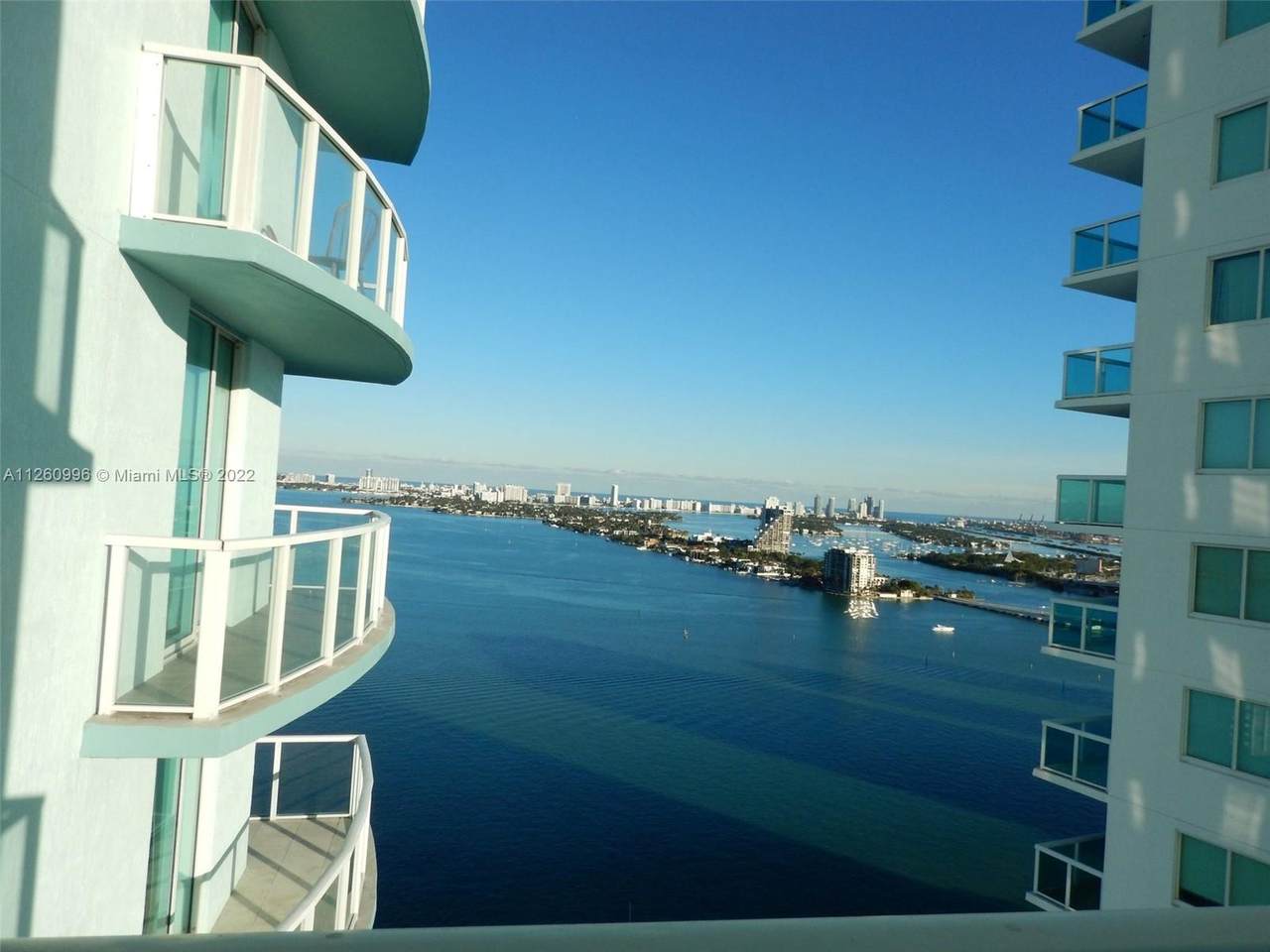 1900 Bayshore Dr - Photo 1