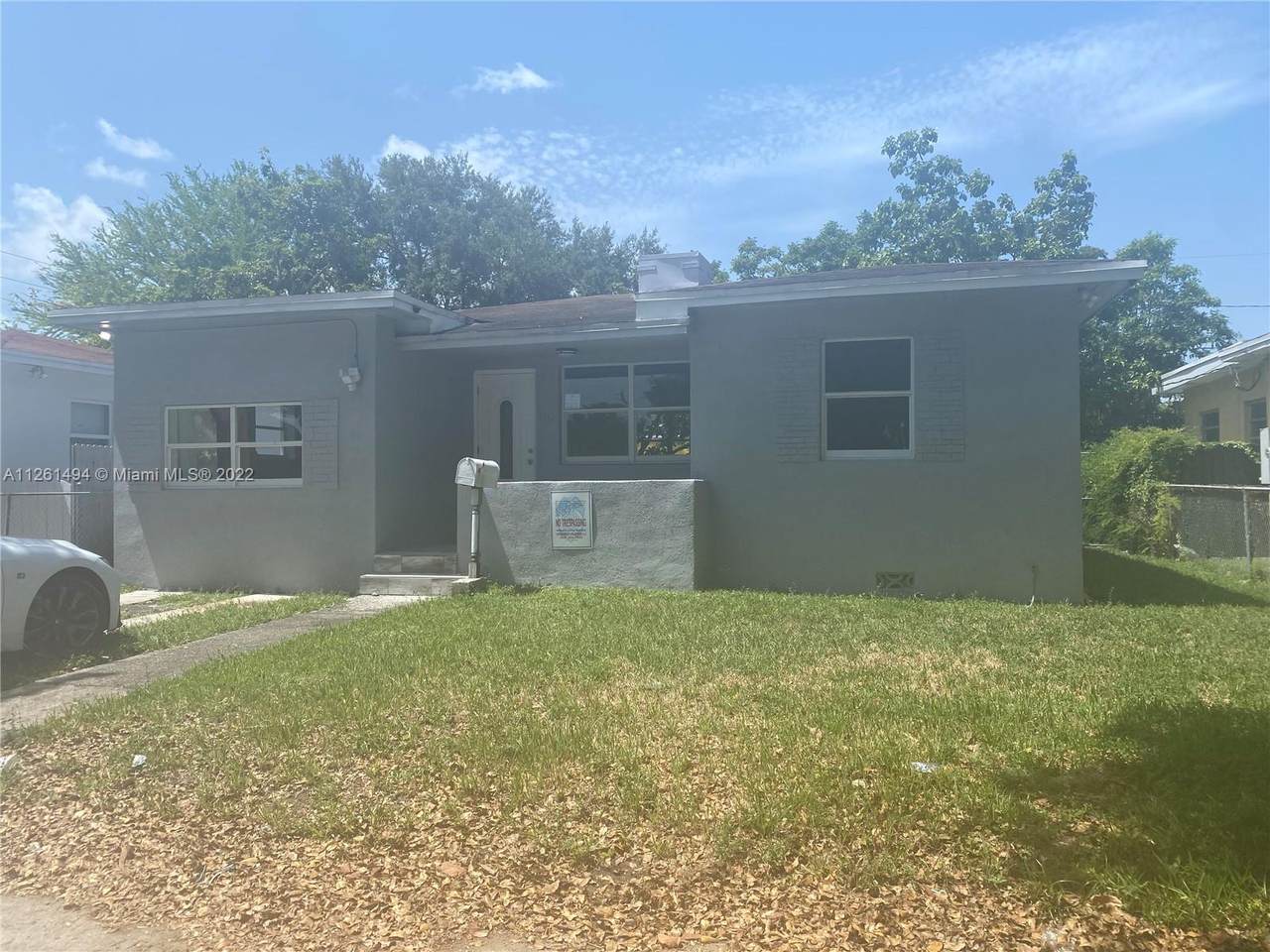 1175 46th St - Photo 1