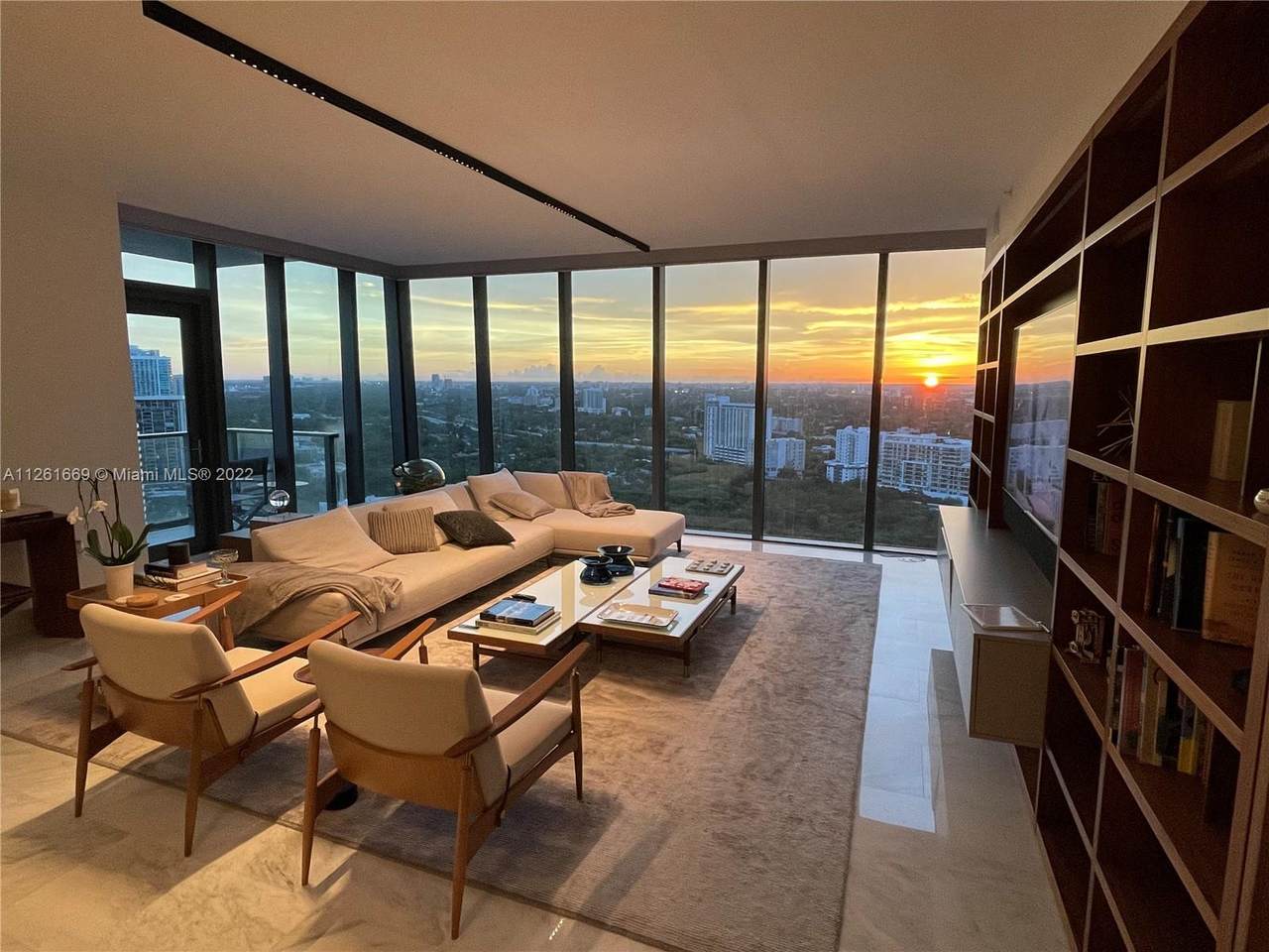 1451 Brickell Ave - Photo 1