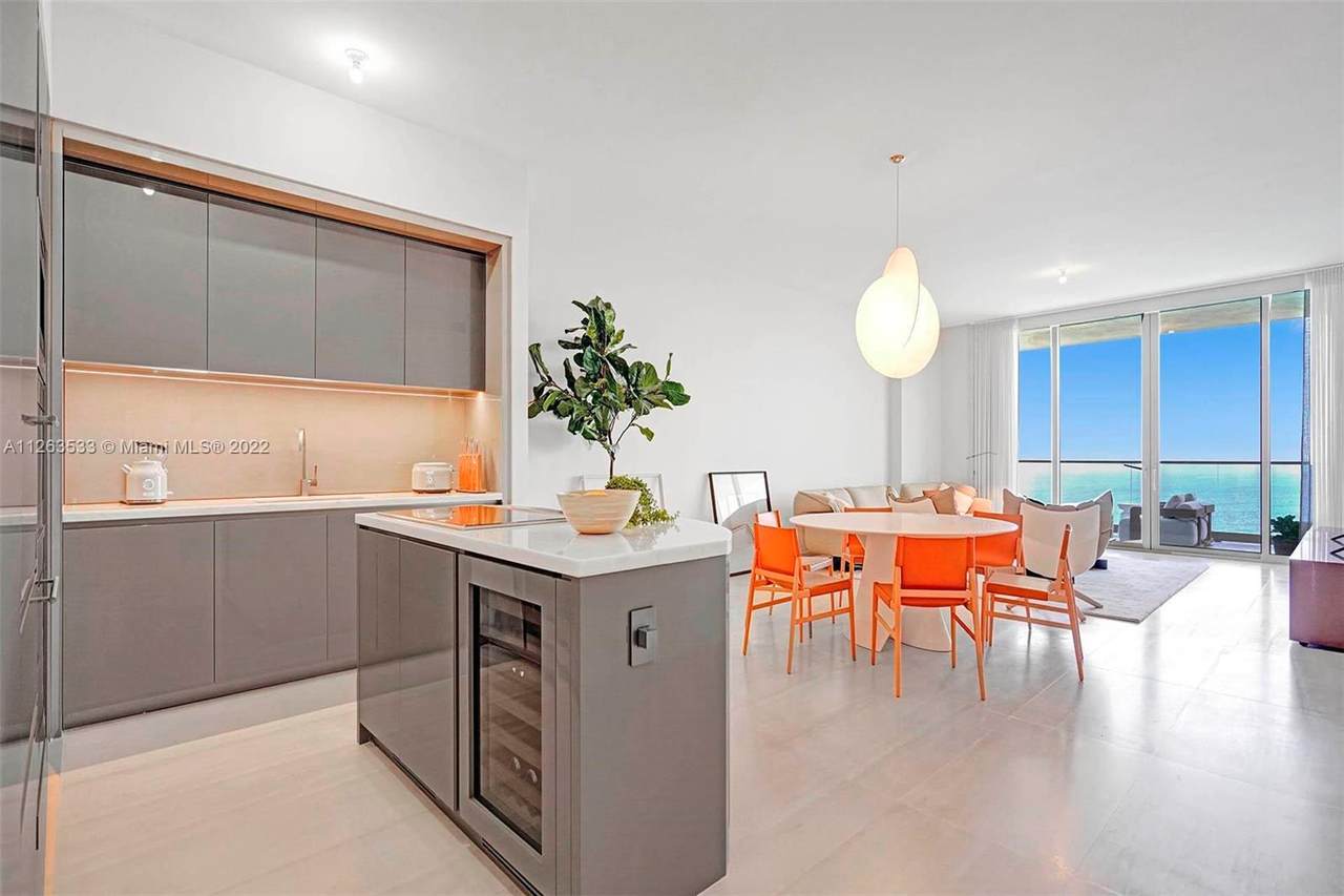 18975 Collins Ave - Photo 1