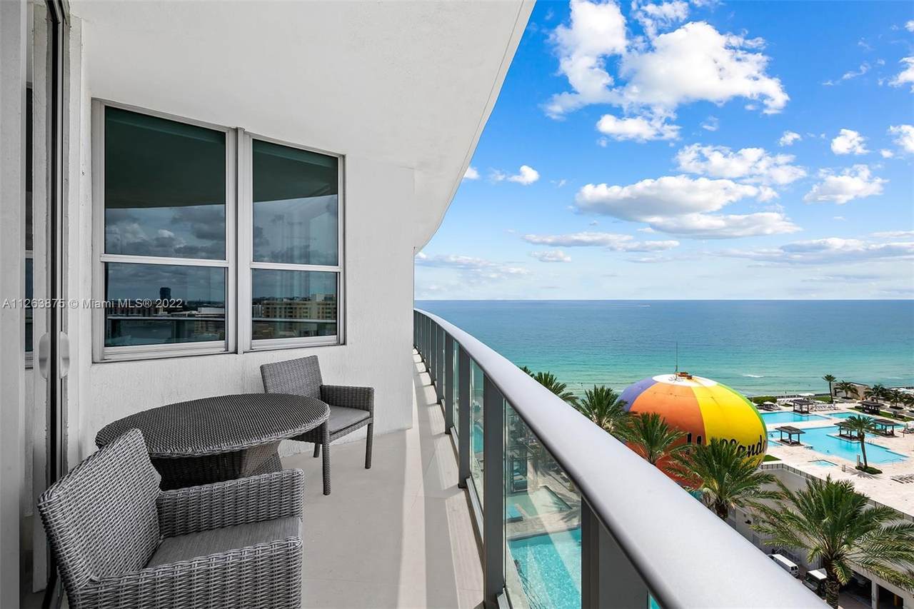 4111 Ocean Dr - Photo 1