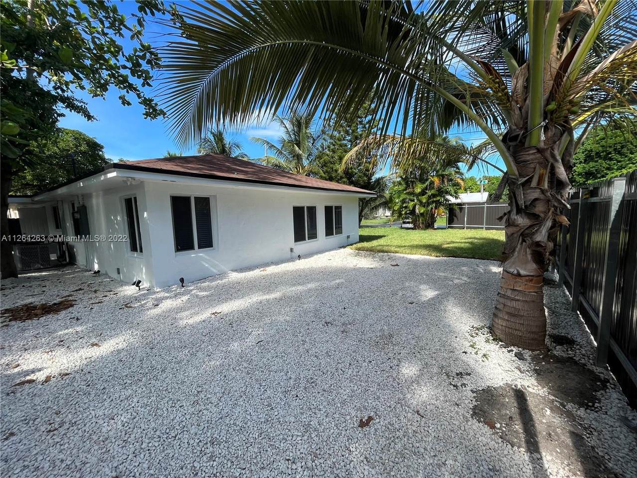 10702 18th Ave - Photo 1