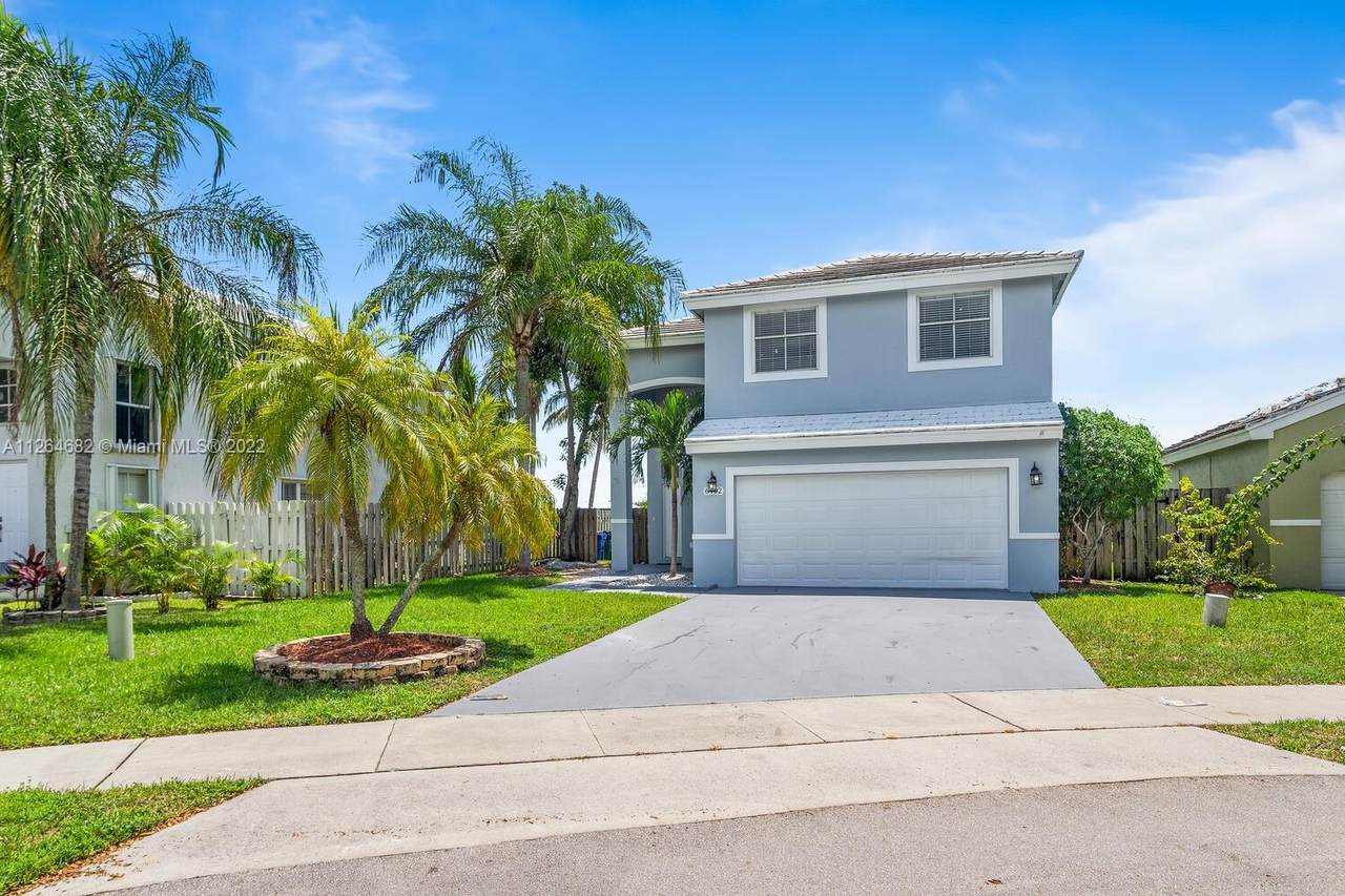 6402 Buena Vista Dr - Photo 1