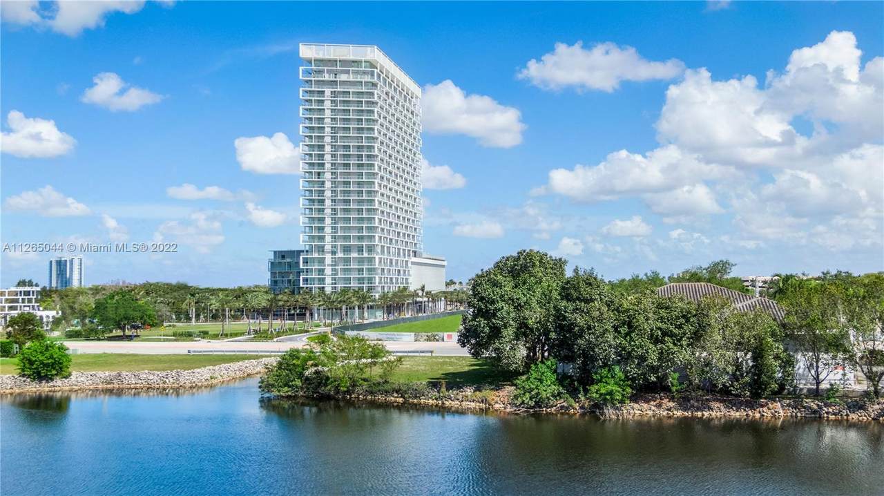 2000 Metropica Way - Photo 1