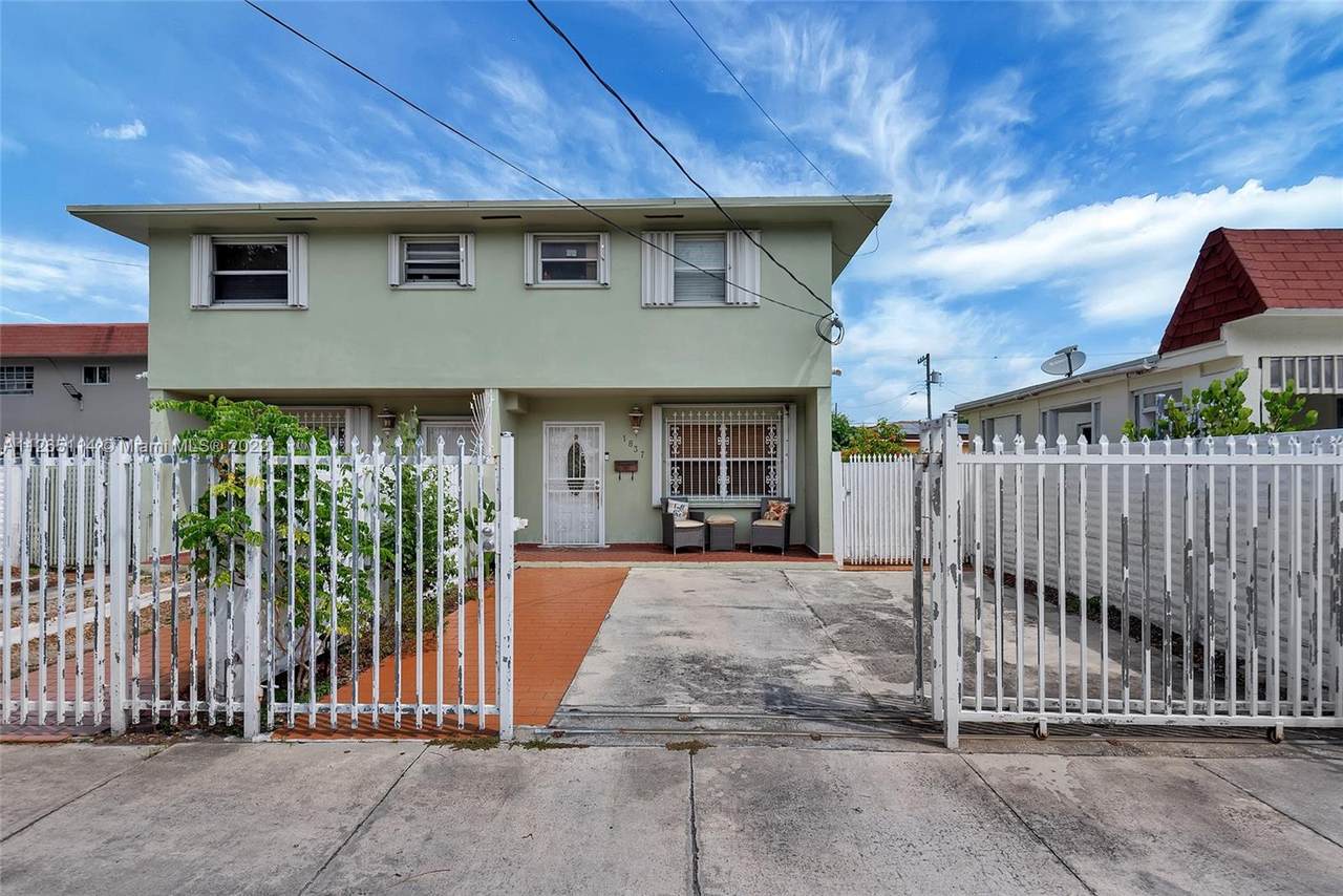 1837 4th St - Photo 1