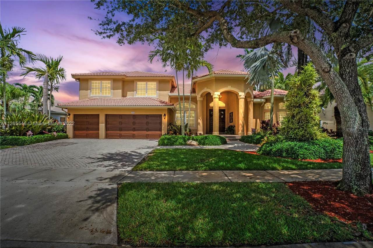 1845 168th Ave - Photo 1