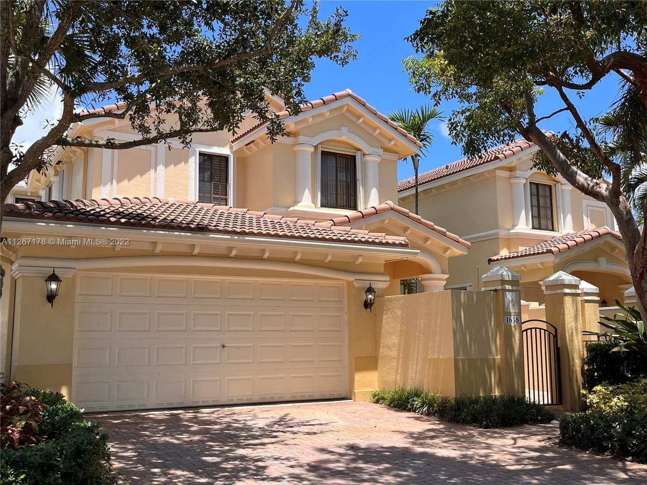 1638 Passion Vine Cir - Photo 1