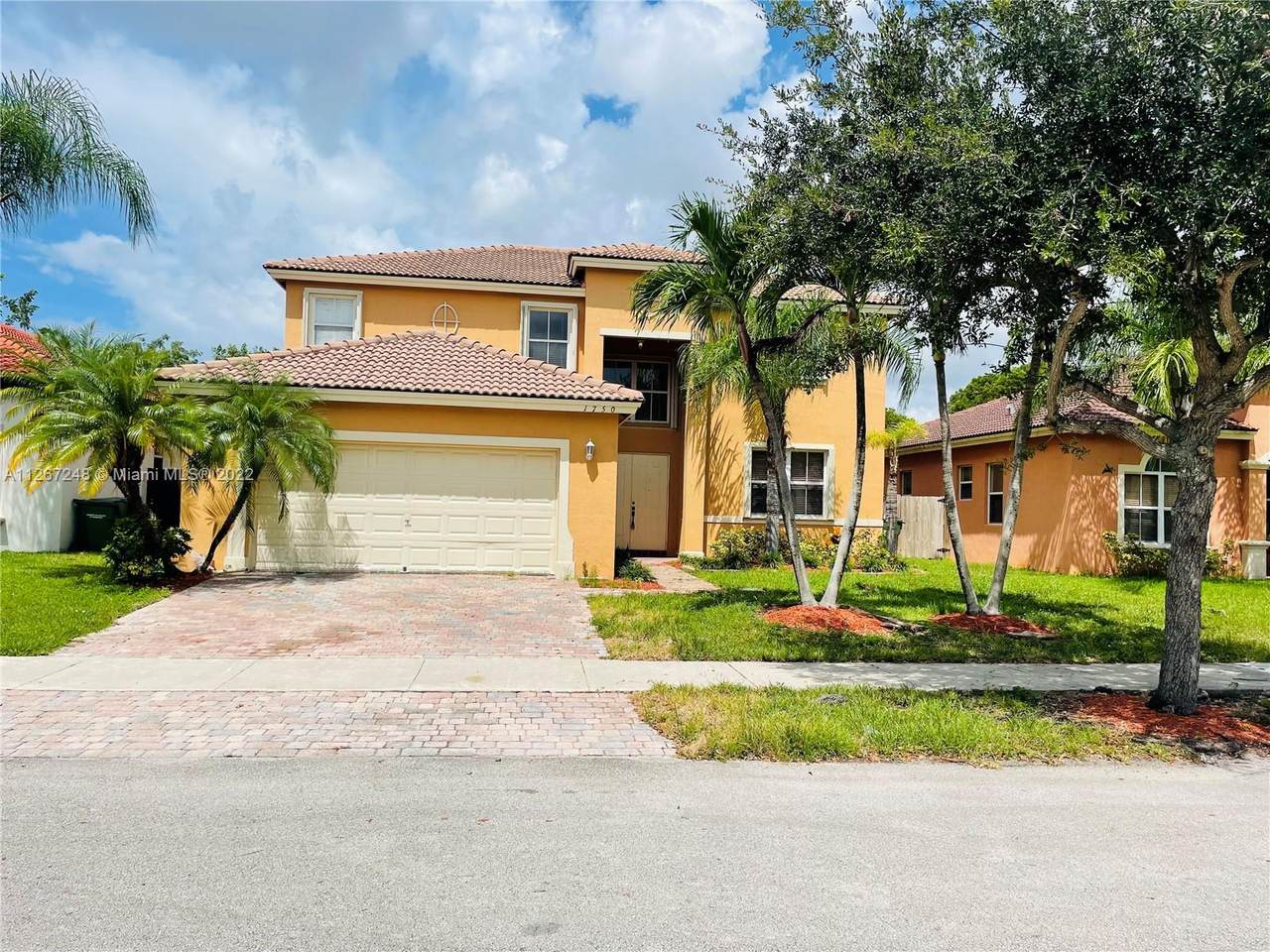 1750 19th Ave - Photo 1
