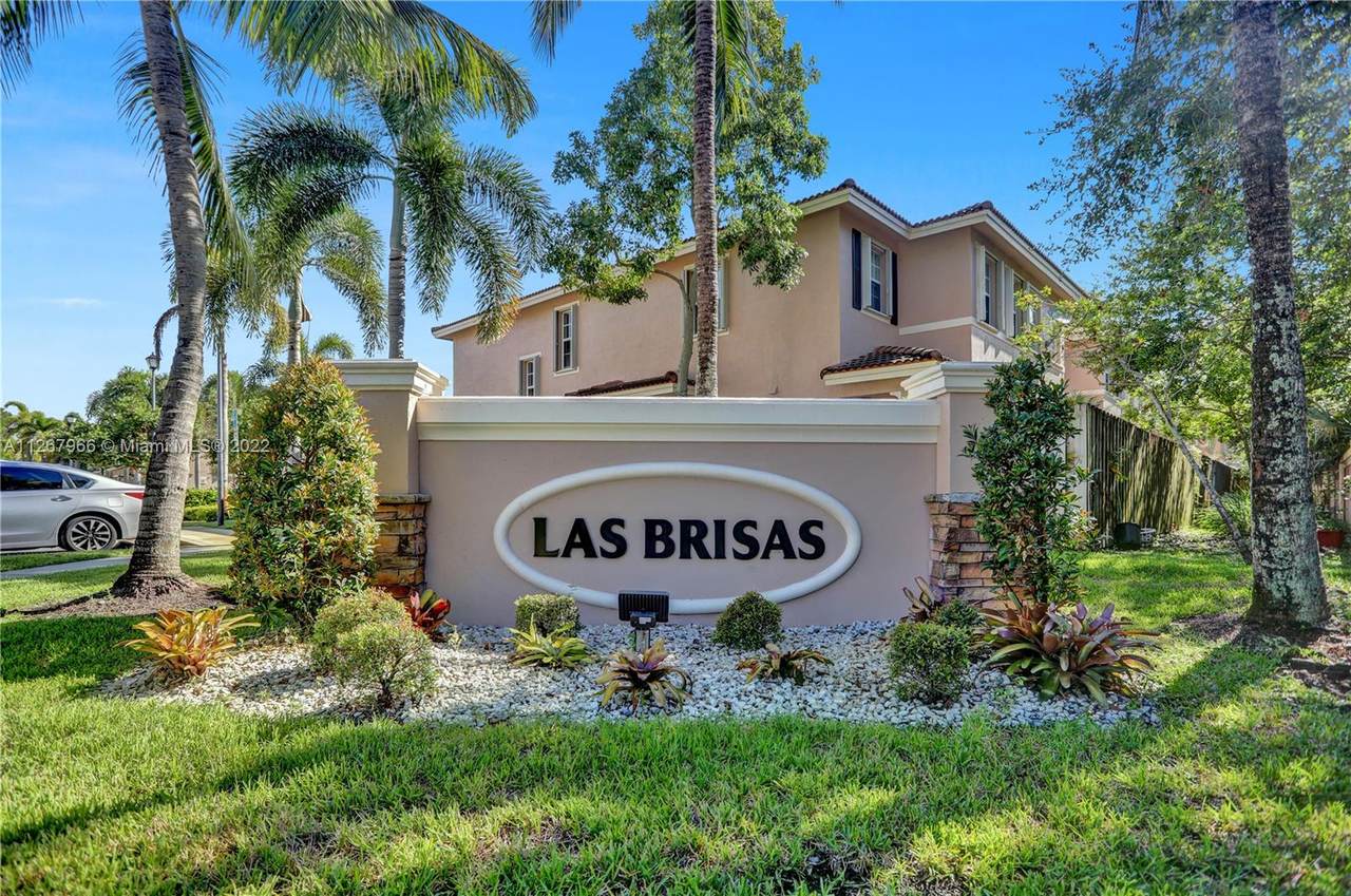 269 Las Brisas Cir - Photo 1