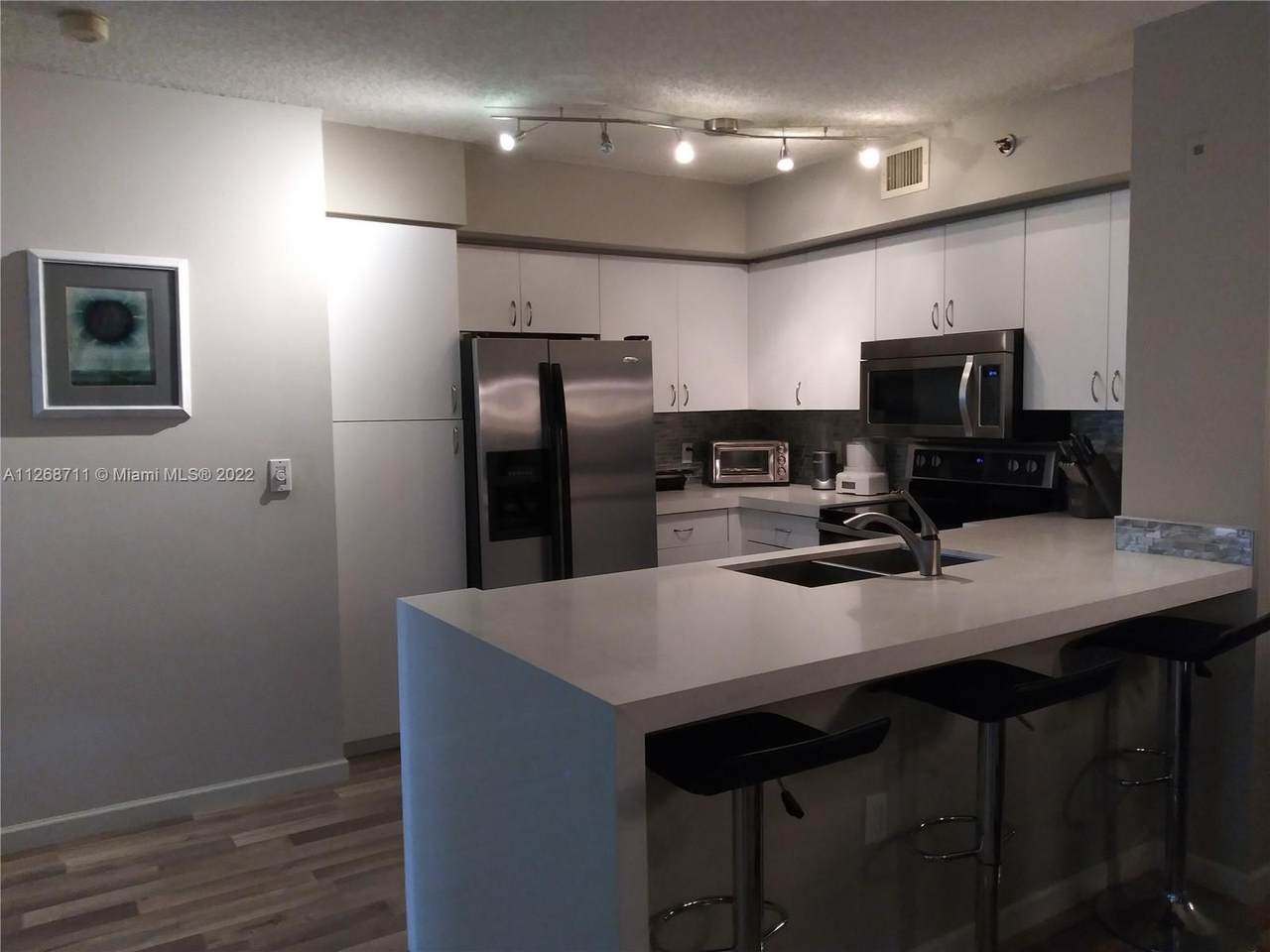 19901 Country Club Dr - Photo 1