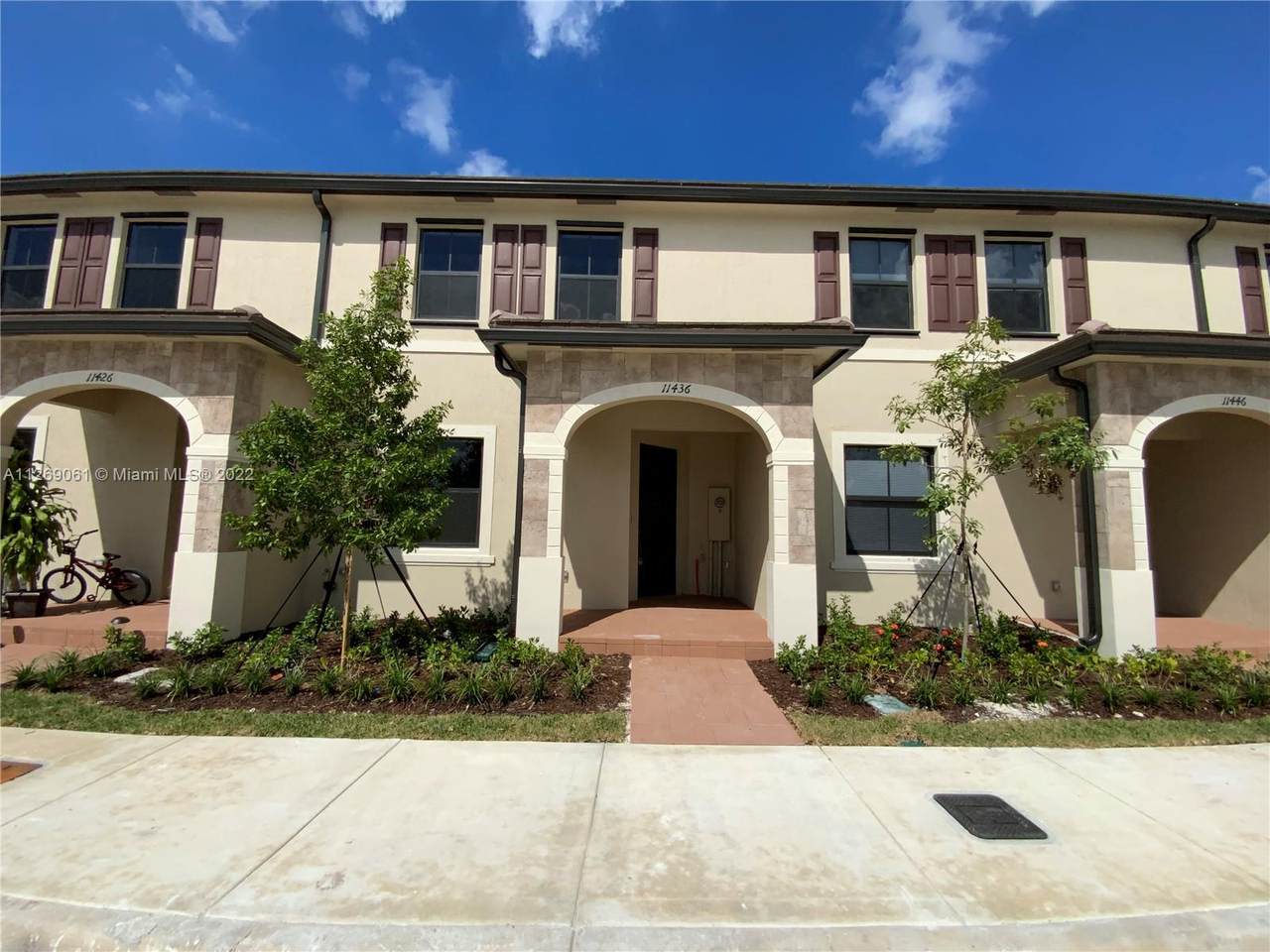 11436 33rd Way - Photo 1