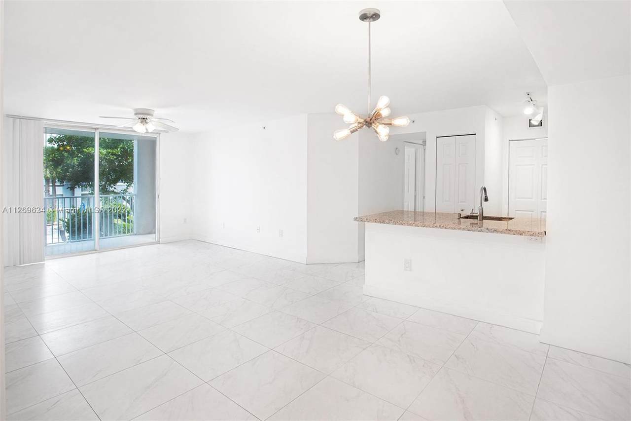 655 111th Way - Photo 1