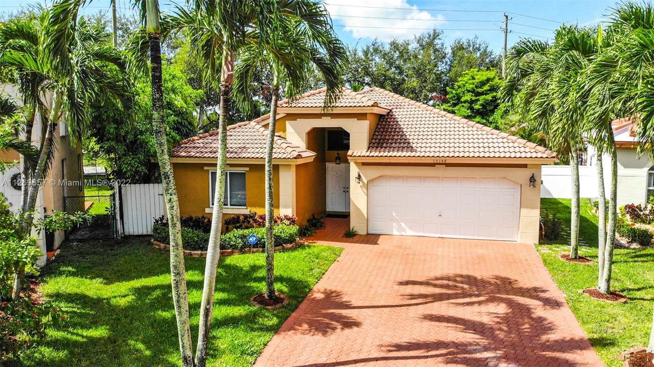 13148 54th Ct - Photo 1