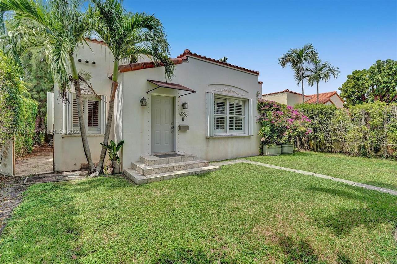 4526 Post Ave - Photo 1