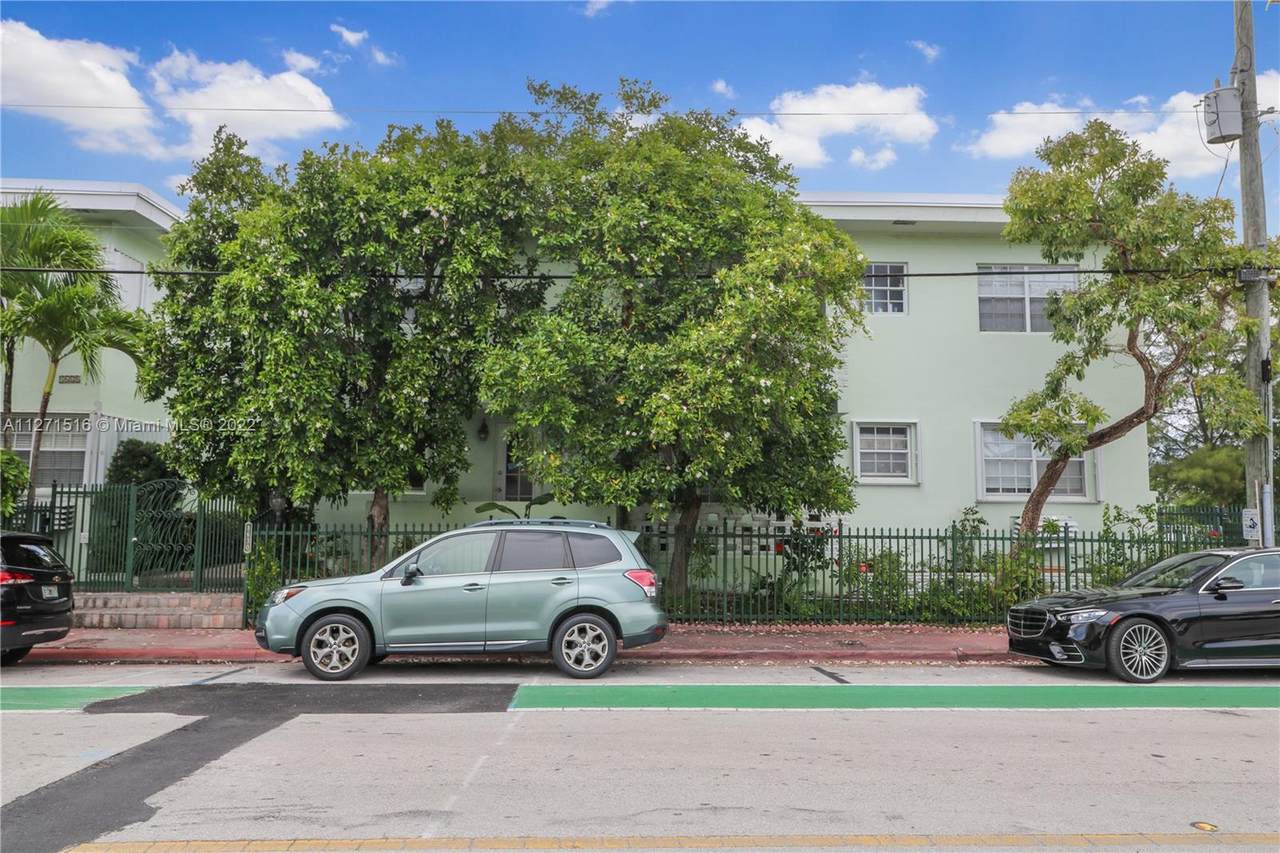 8630 Byron Ave - Photo 1