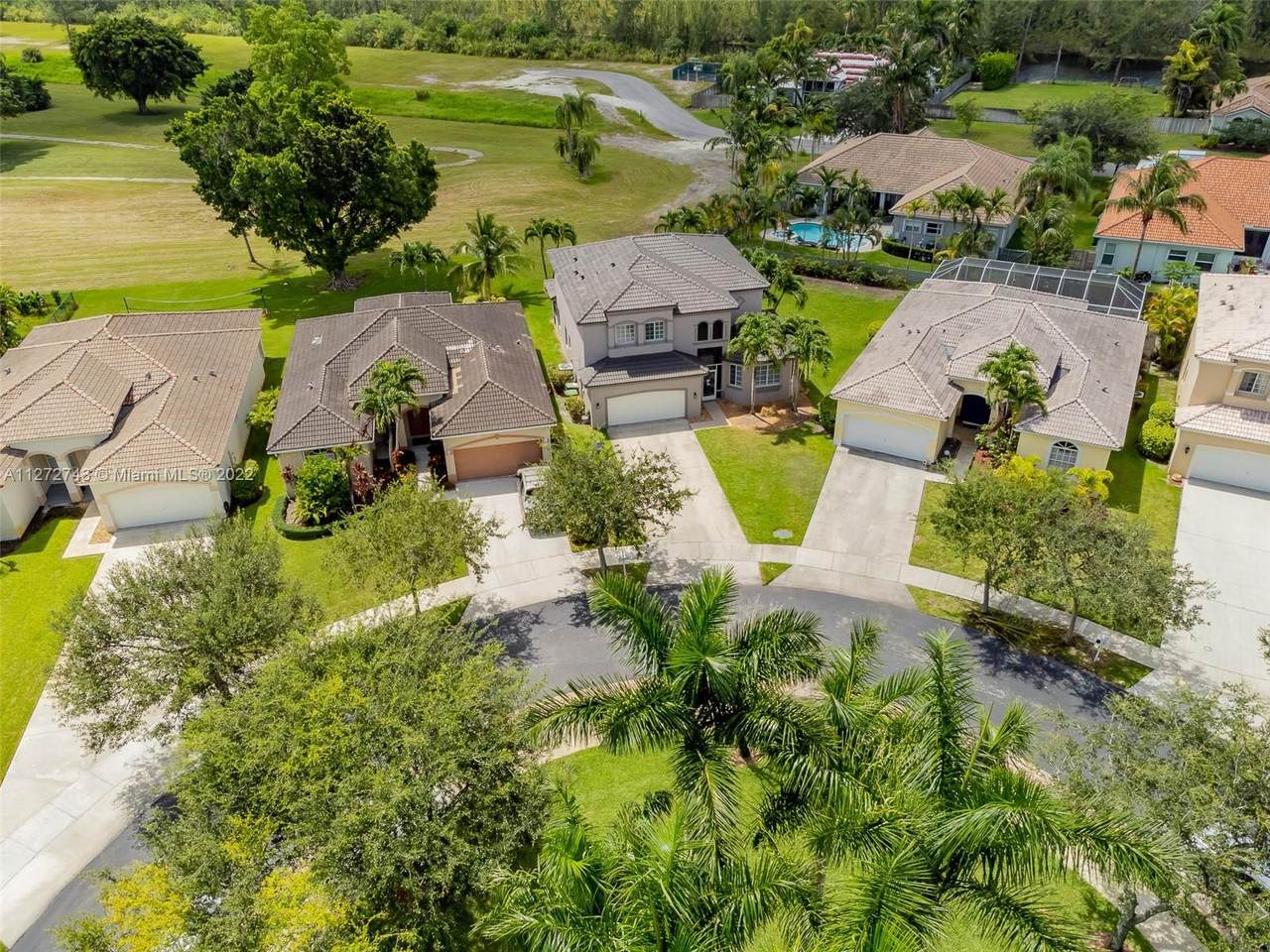 2917 Augusta Dr - Photo 1